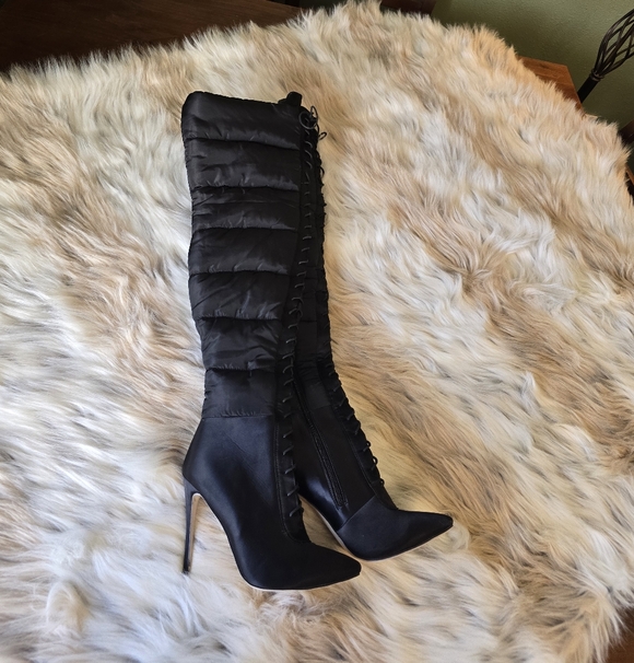 Lace Up Knee High High Heel Puffy Stilleto Boots